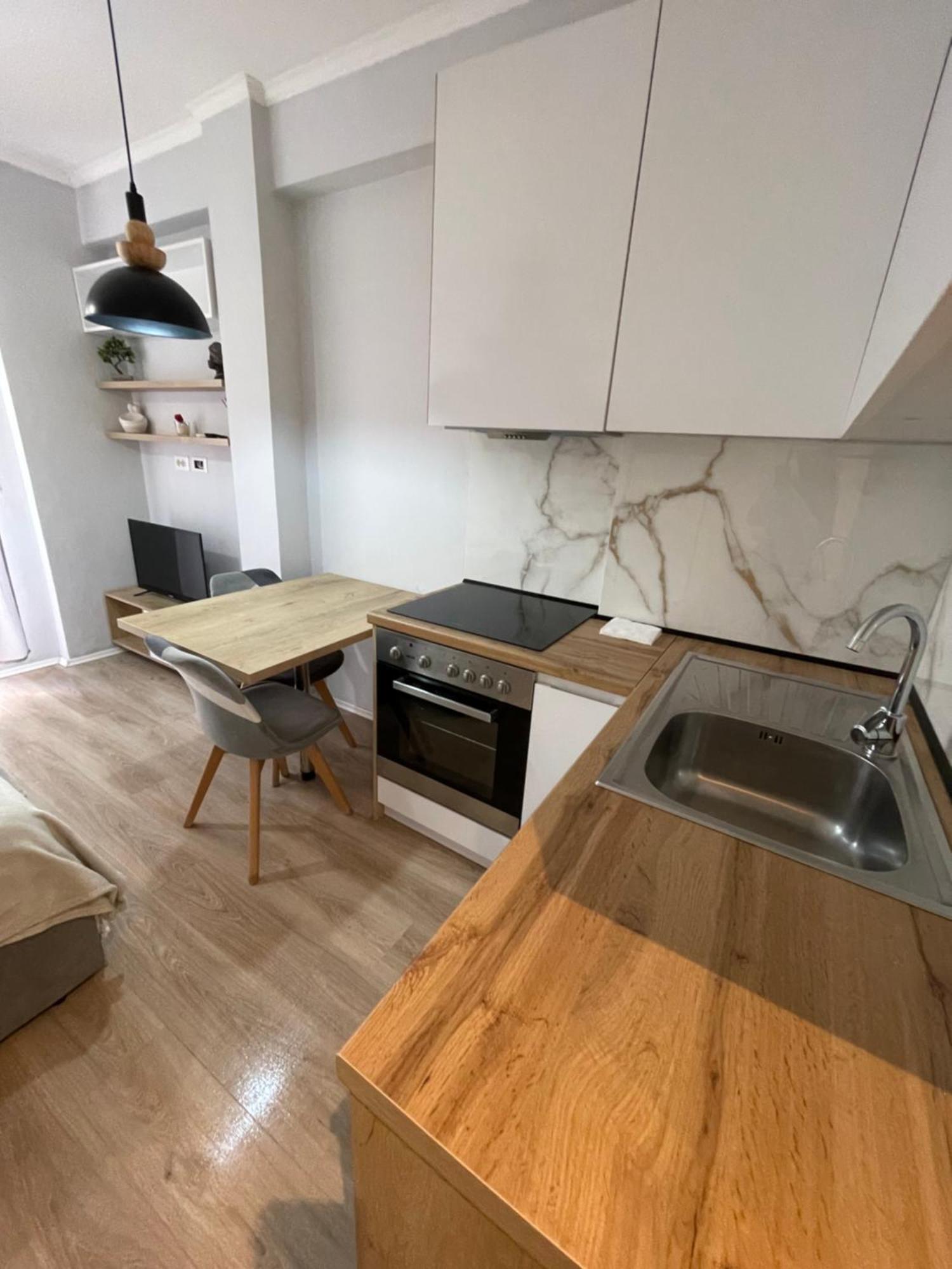 Tirana Sunshine Apartment Luaran gambar